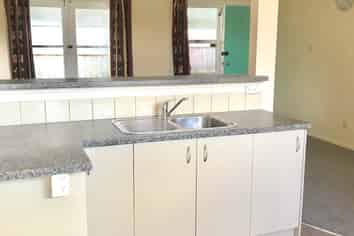 2/12 Jane Cowie Avenue, Otahuhu