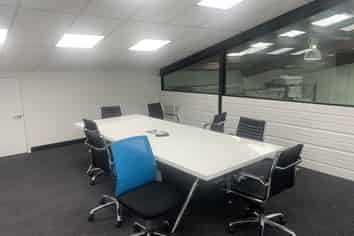 Immaculate industrial premises - 362sqm