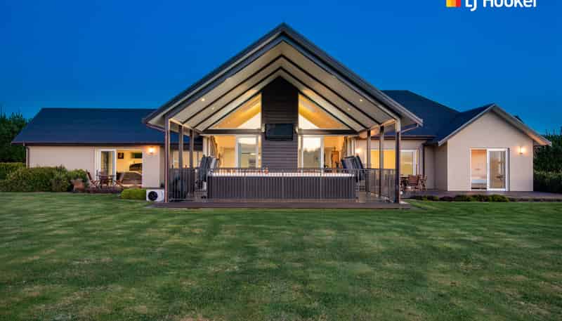 100 Wingatui Road, Mosgiel