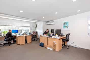 FITTED OUT OFFICE WITH 14 PARKS