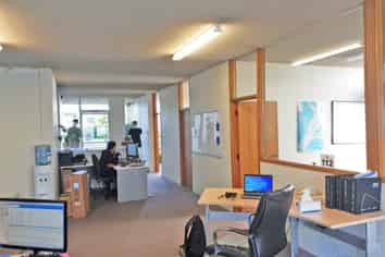 691M² PENROSE ROAD INDUSTRIAL WAREHOUSE