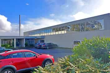 691M² PENROSE ROAD INDUSTRIAL WAREHOUSE