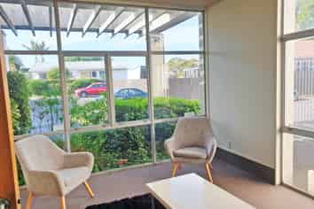 691M² PENROSE ROAD INDUSTRIAL WAREHOUSE