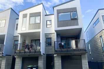 12 Houkura Way, Mount Albert