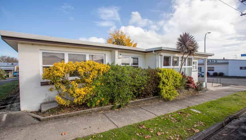 1 Hall Street, Paeroa
