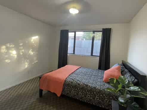 Room 3/158A Peverel Street, Riccarton