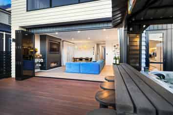 9 Turutu Place, Long Bay