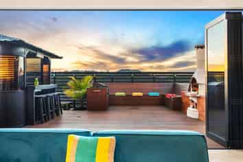 9 Turutu Place, Long Bay