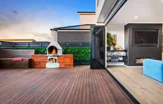 9 Turutu Place, Long Bay