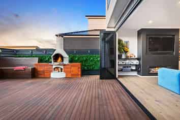 9 Turutu Place, Long Bay