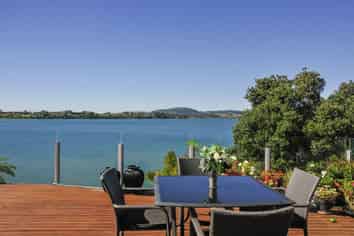 230c Devonport Road, Avenues