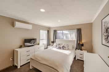 2/7 Riverbend Road, Onekawa