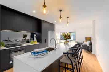 4/18 Rhodes Street, Merivale