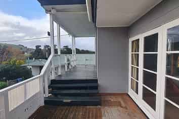 6 View Street, Maungaturoto