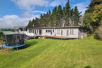 6 View Street, Maungaturoto