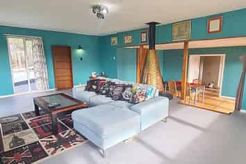 6 View Street, Maungaturoto