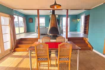 6 View Street, Maungaturoto