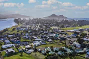 592 Waterways Parade, Pauanui