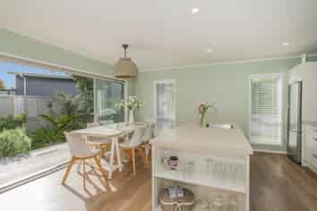 592 Waterways Parade, Pauanui