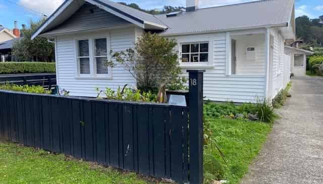 18 Mantell Street, Seatoun