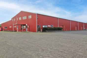 WAREHOUSING / PROCESSING WITH LARGE YARD