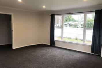 86 Crofton Road, Harewood