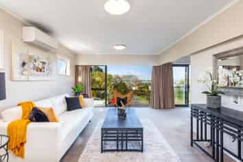 14 Miramar Place, Pakuranga Heights