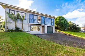 14 Miramar Place, Pakuranga Heights