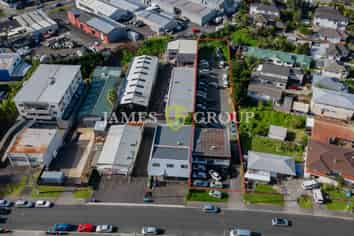 Rare Mt Wellington Workshop & Yard