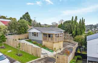 3 Raelene Place, Massey