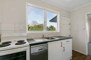 2/113 Gowing Drive, Meadowbank