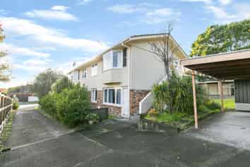 2/113 Gowing Drive, Meadowbank