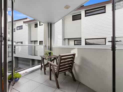 8/18 Blake Street, Ponsonby