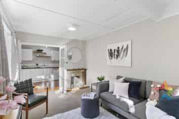 10 Victory Avenue, Karori