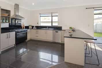 32 Mauldeth Terrace, Churton Park