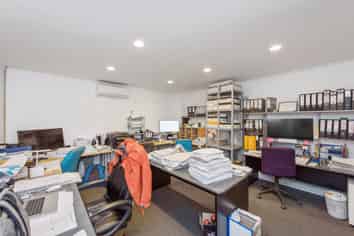 PREMIUM INDUSTRIAL INVESTMENT