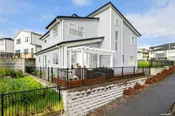 47 Windlass Street, Long Bay