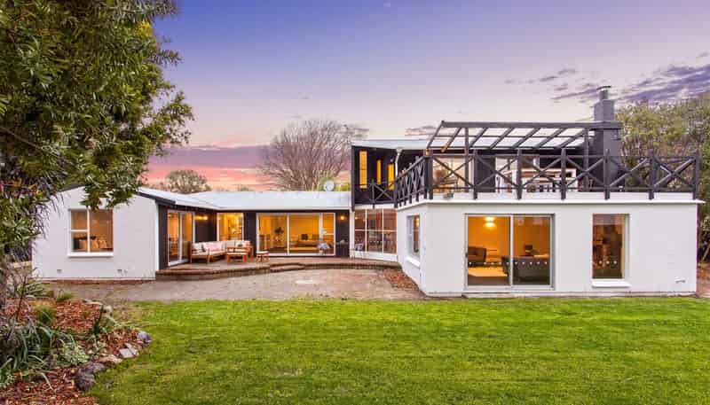 11A Weston Road, Merivale