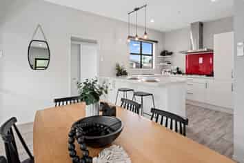 62 King Street, Kensington