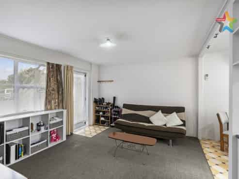 121c Bell Road, Waiwhetu