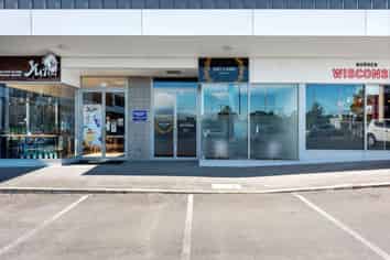 TENANTED INVESTMENT - LINCOLN ROAD