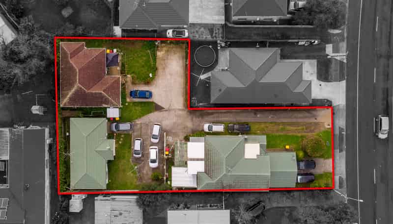17 Gray Avenue, Mangere East