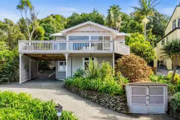 136 Beach Road, Onerahi
