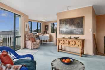 76B Sutherland Road, Brookfield