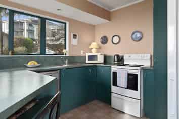 76B Sutherland Road, Brookfield