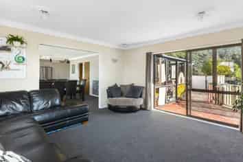 84 Ayton Drive, Whitby