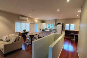 26 Dallinghoe Crescent, Milford