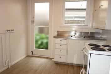 2/452 Barbadoes Street, Saint Albans