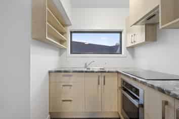 5/33 Vienna Street, Waltham