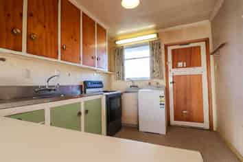 28 Barnes Street, Glenwood